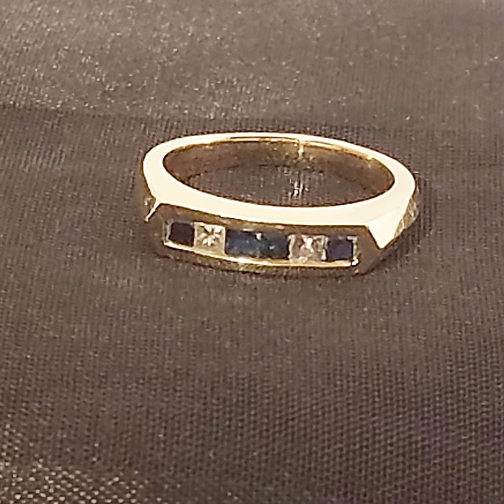14K Gold Blue Sapphire and Diamond Ring - Picture 4 of 8